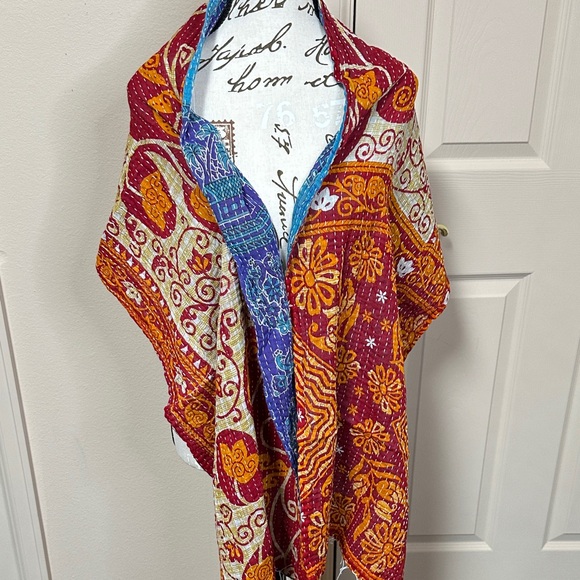 Colorful Rare Patterned Reversible Kantha Scarf - Picture 4 of 4